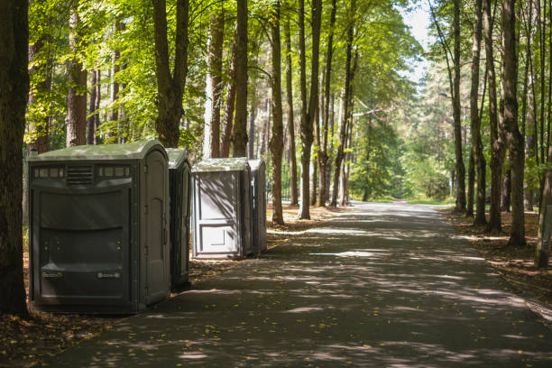 Portable Toilet Options We Offer in Winter Gardens, CA